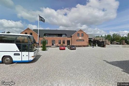 Erhvervslejemål til leje i Hadsten - Foto fra Google Street View