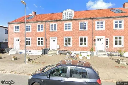 Boligudlejningsejendomme til salg i Frederikshavn - Foto fra Google Street View