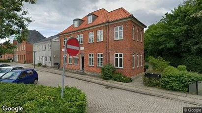 Boligudlejningsejendomme til salg i Fuglebjerg - Foto fra Google Street View