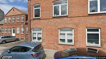 Boligudlejningsejendomme til salg i Slagelse - Foto fra Google Street View Boligudlejningsejendomme til salg i Slagelse - Foto fra Google Street View